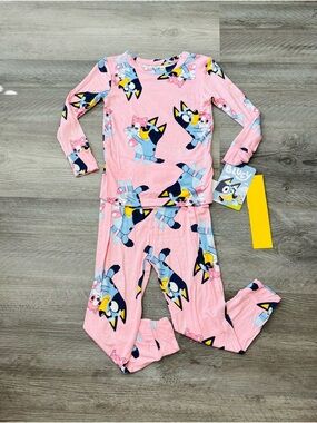 New Girls Pink Bluey Bamboo Pajamas Set Size 4T